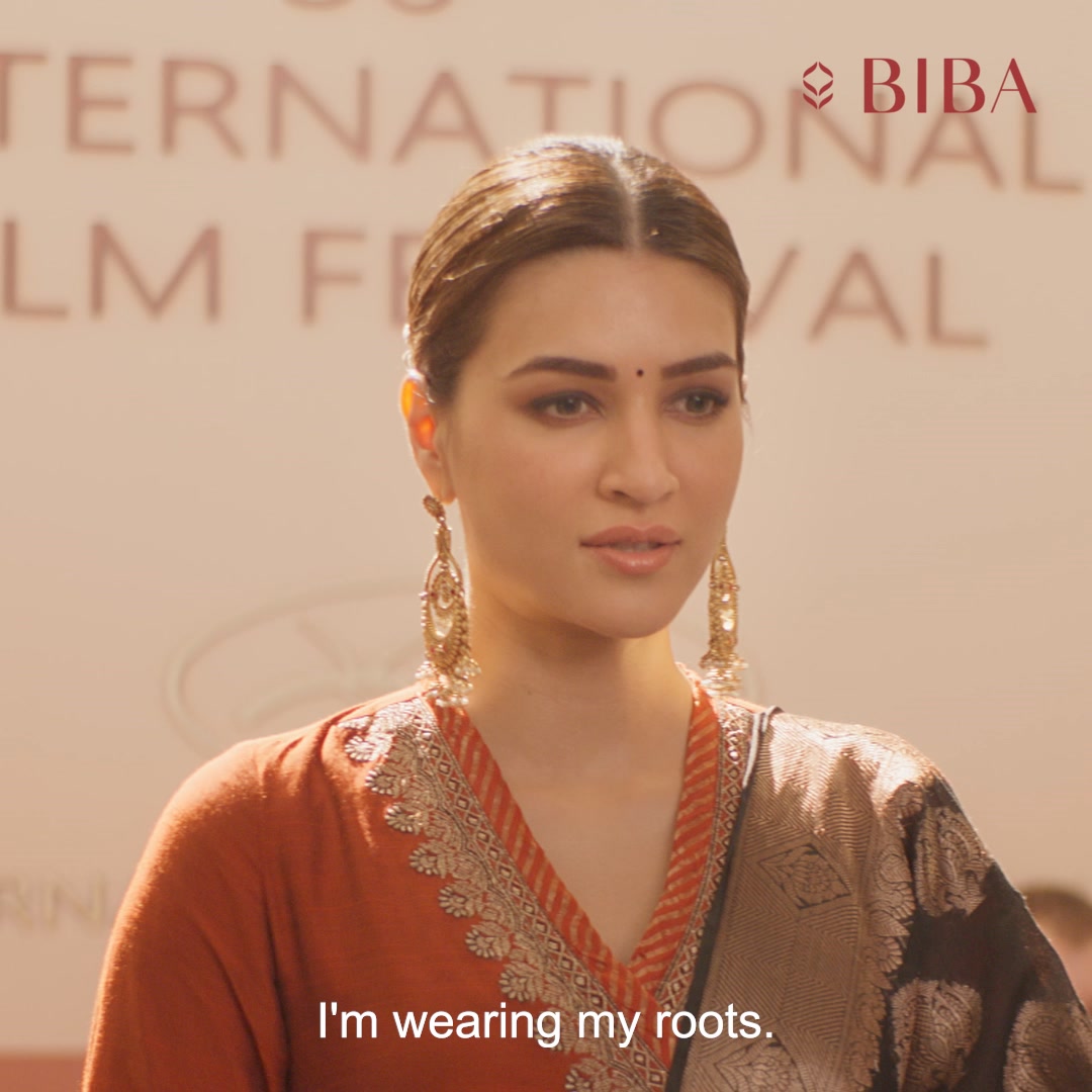 biba kriti sanon green dress x Sanon, Elevate your wardrobe with our tiered Anarkali dress, blending classic elegance with modern flair. The embroidered jacket adds a touch of glamour, making it the perfect choice for global-end_use-Costume Acc