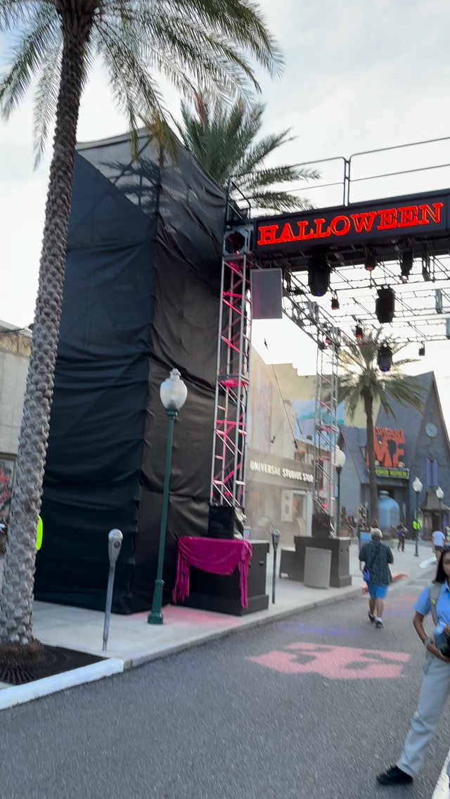 Only 77 more nightmares to go until we get to walk into HHN 35