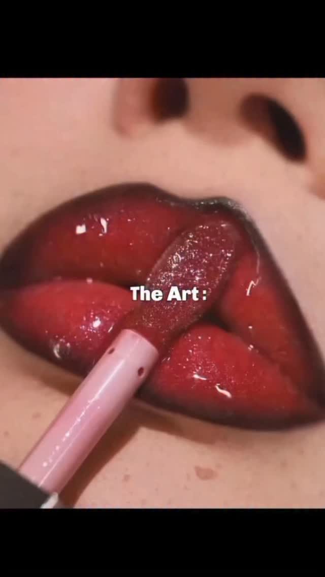 The lip combo that's been stealing all my attention lately 🤎❤️✨ Dark Chocolate for the definition, Maroon for the drama, MAC Lipglass for the shine. A glossy party-perfect combo that nev