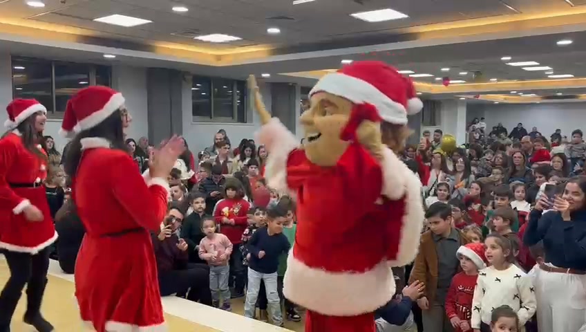 ‎فرقة كيفك هيه - عمو روني‎ was live. | By ‎فرقة كيفك هيه - عمو روني‎