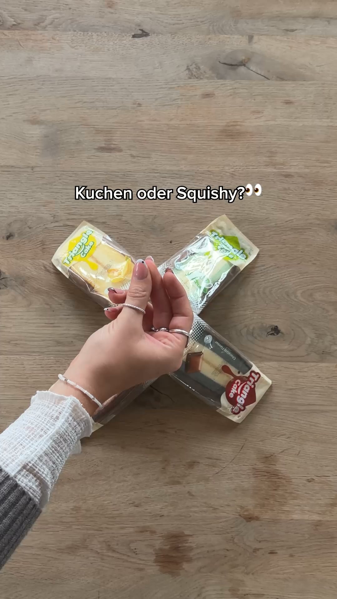Seit Ewigkeiten wollte ich Origami ausprobieren, irgendwie hat nur immer der richtige Anlass gefehlt 😊 Das Origami-Papier von TEDi hat mich dann endlich dazu gebracht, es einfach mal auszuprobieren. U