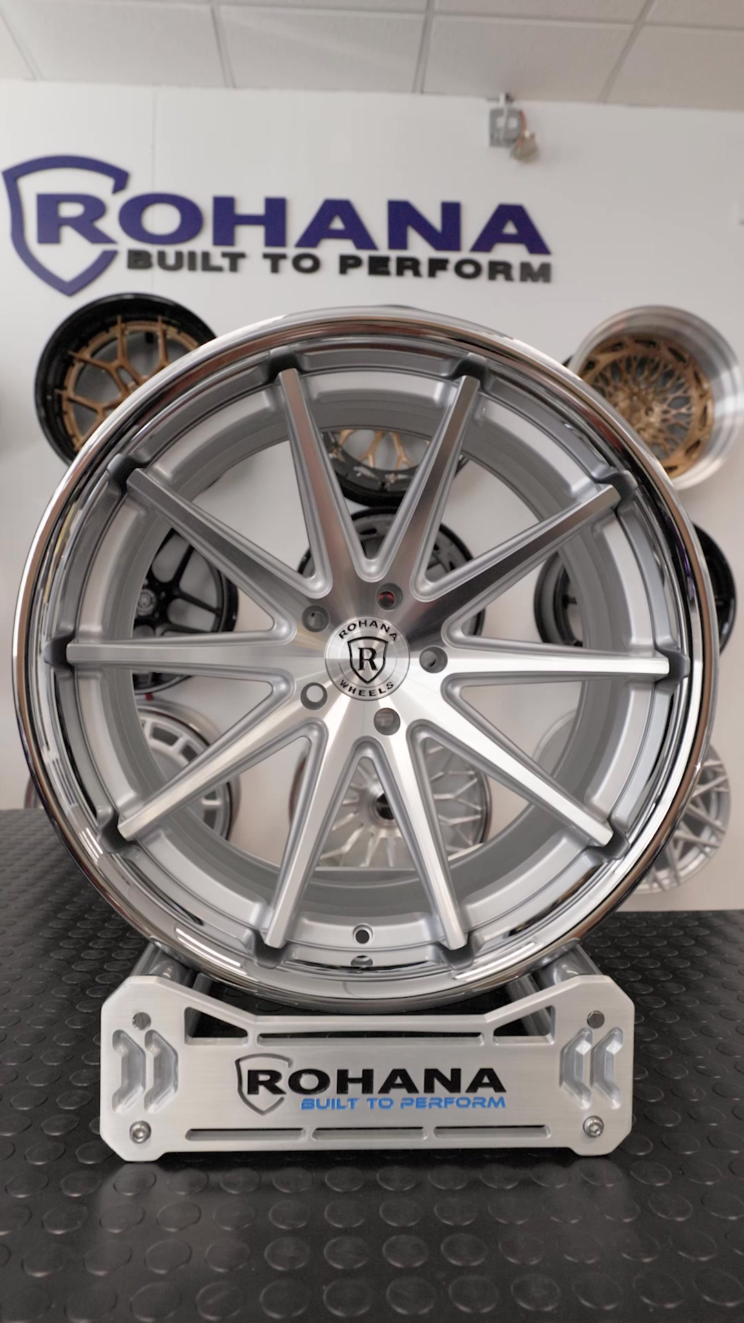 Make a statement with your ride's wheels! Introducing the Rohana RFC10 ...