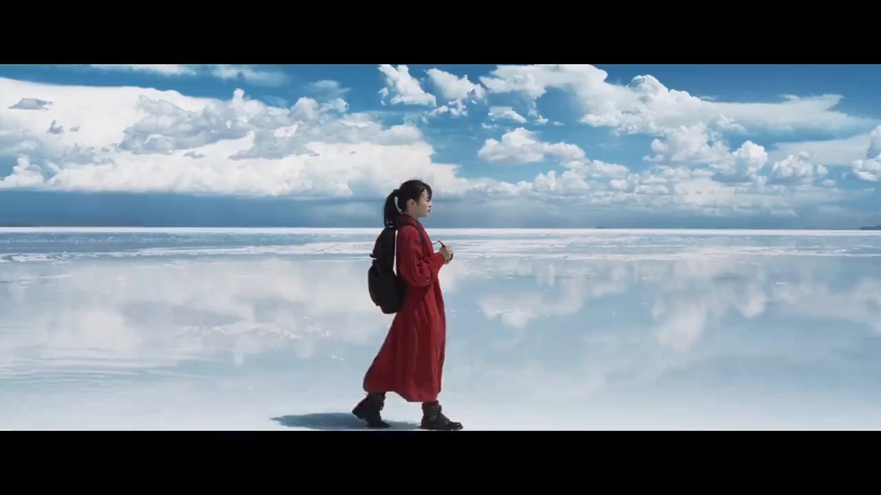 ウユニ塩湖 mtd0058 flk020204 ボリビアのウユニ塩湖は、日本で公開された映画「四月になれば彼女は