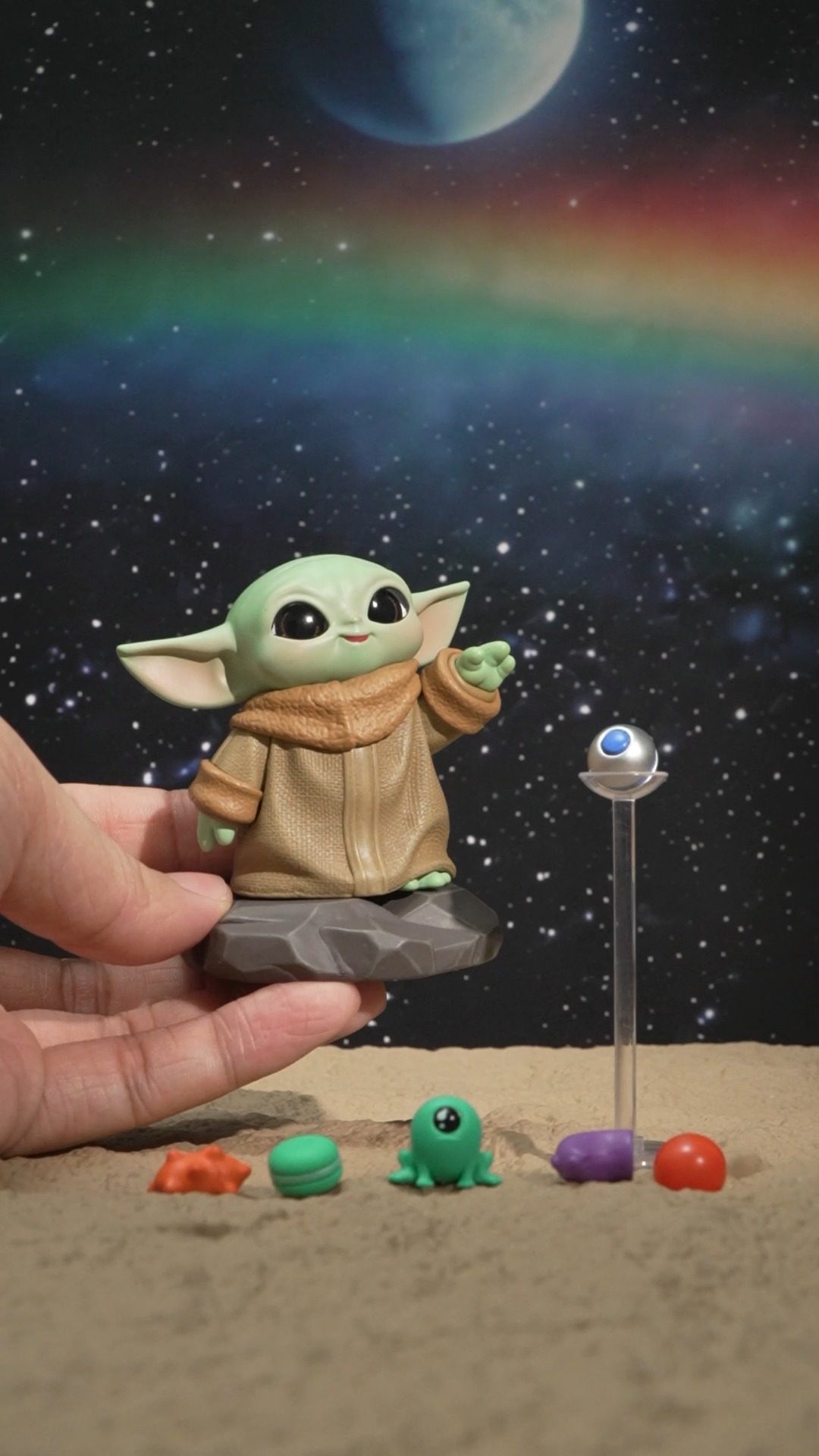 STAR WARS GROGU TINY BUT MIGHTY SERIES FIGURES Tiny in size