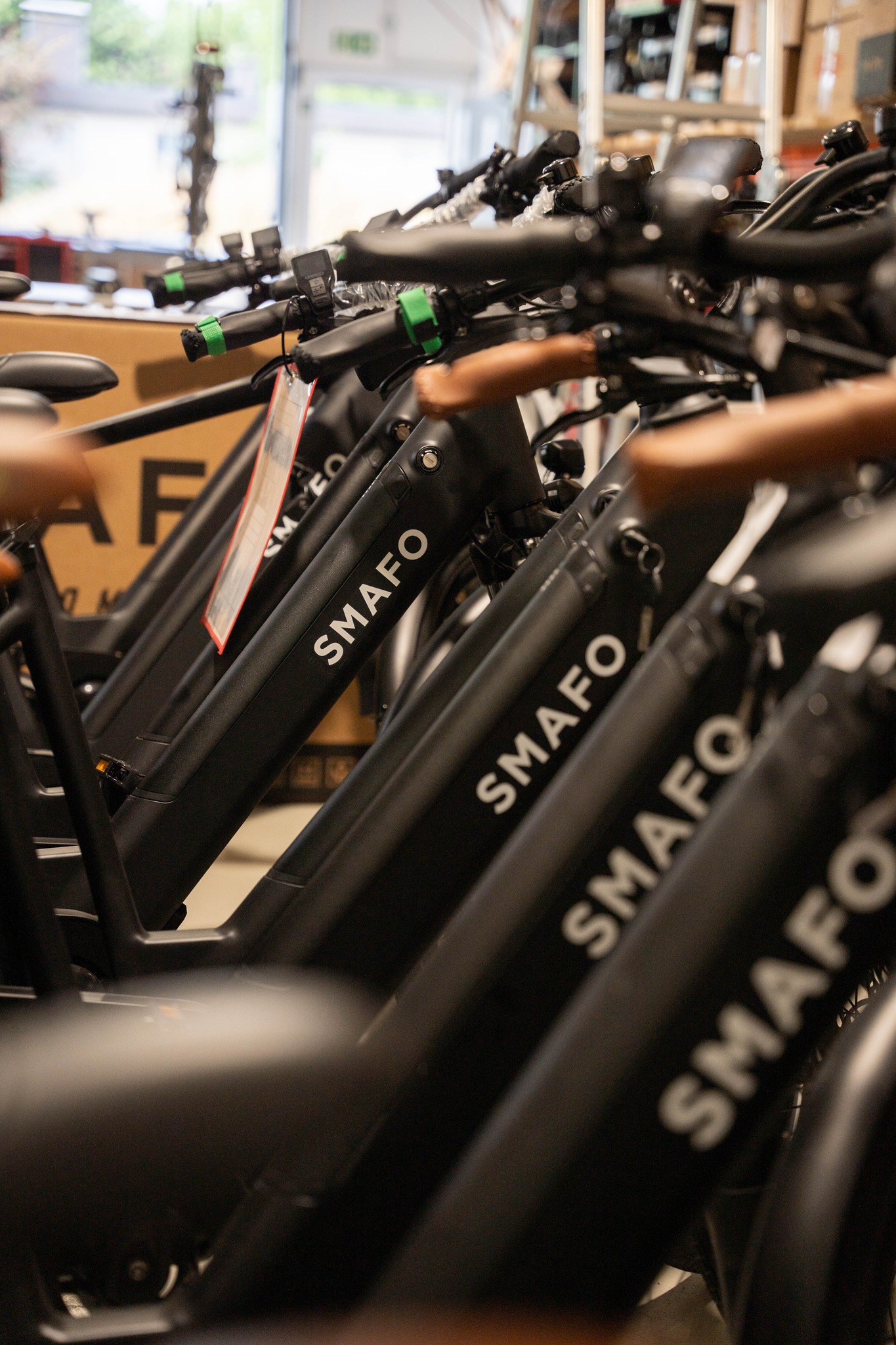 fahrradständer 14 zoll amazon LLGSDLL Kinder Rutschfester Kinderfahrrad Ständer mit 20 Stück Reflektor Aufkleber, Fahrradrahmen Hinterbauständer Fahrrad Seitenständer für Kinder Rennrad Klapprad Kleine Sport & Freizeit Fahrrad Schutzblech Set Vorne Textilien Farbe:Metallic Silber-A