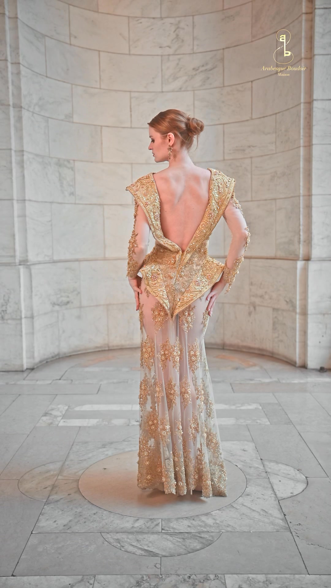 bonpoint gold dress Couture​ Crafted in silk taffeta, our Comtesse Couture dances with intricate, hand-embroidered smocks. Adorned with sculpted silk petals and sparkling, hand-applied crystals, it reveals an airy, ethereal volume. A true Liquid Beaded