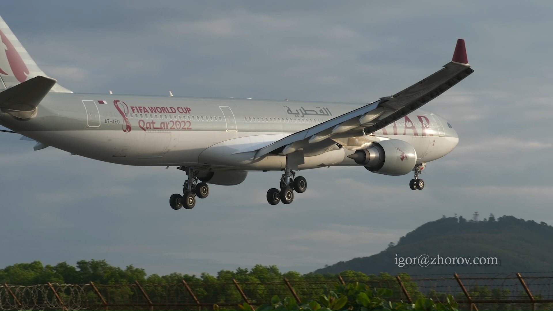 Qatar Amiri Flight Airbus A340-500 (A7-HHH) arriving at SXM.