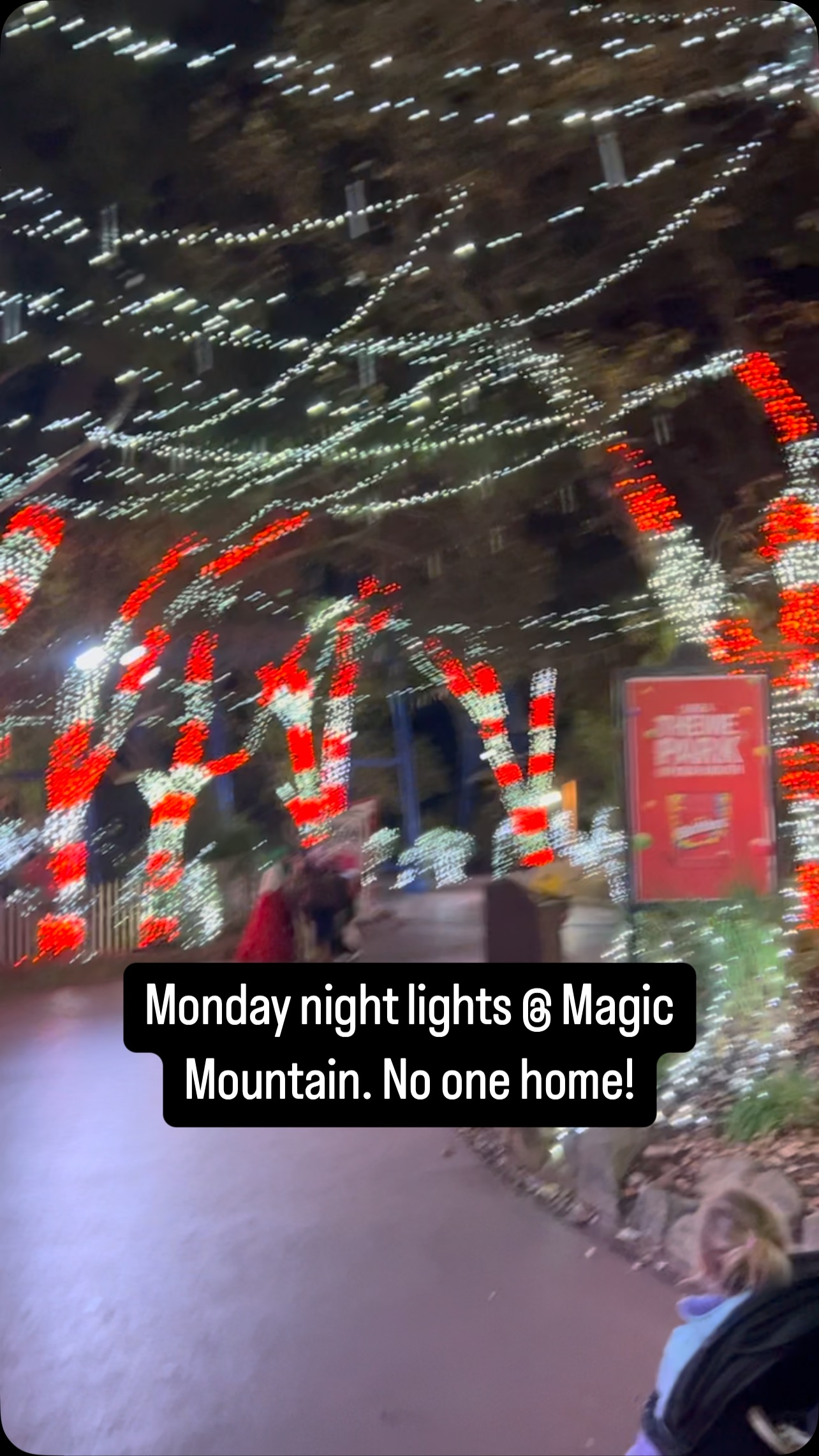 Monday night lights with hardly anyone there. #magicmountain #sixflags ...