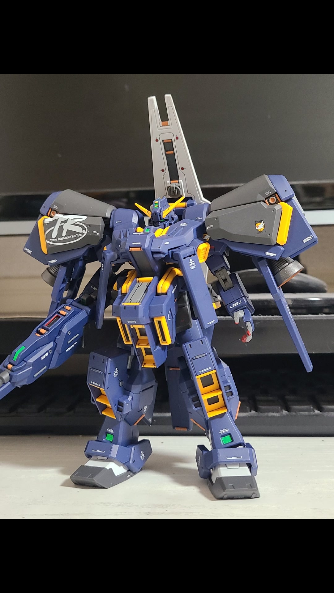 by haruka ガンダムTR-1[ヘイズル改]イカロス・ユニット装備 完成しま