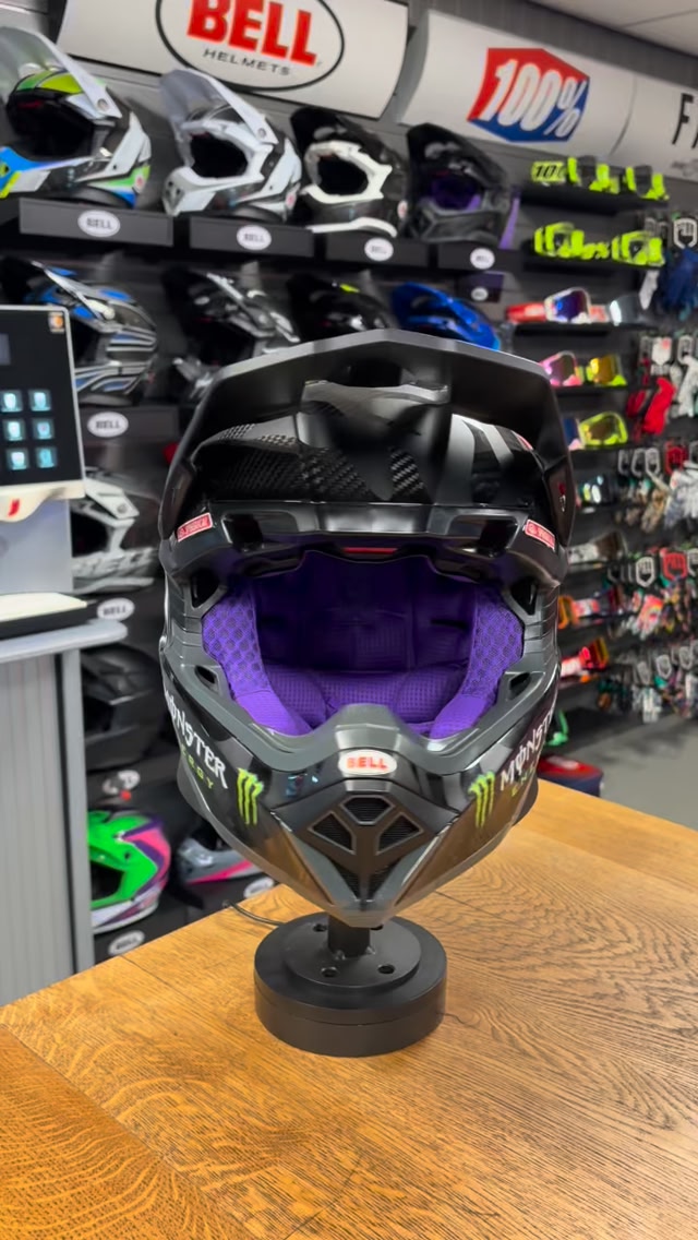 6d helmet vs bell moto 9 flex ATR-3Y The flexible Bell moto-9 flex vs 6D