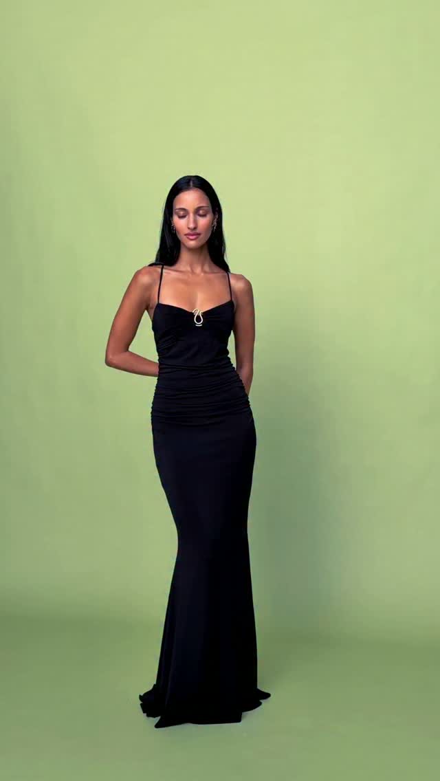 sheike black strapless dress Effortless elegance. Discover the Mila Gown in Black, in stores & online now. #sheike | Size:S petite black prom dress fight pcat-479 The mesh fabric and