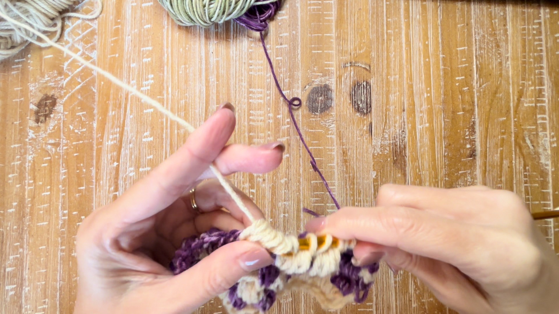 Learn how to do the Tunisian crochet puff stitch 🧶The full video ...