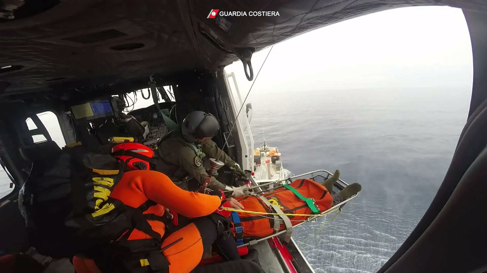 Elicottero AW139 soccorre marittimo colto da malore | Nella mattinata ...