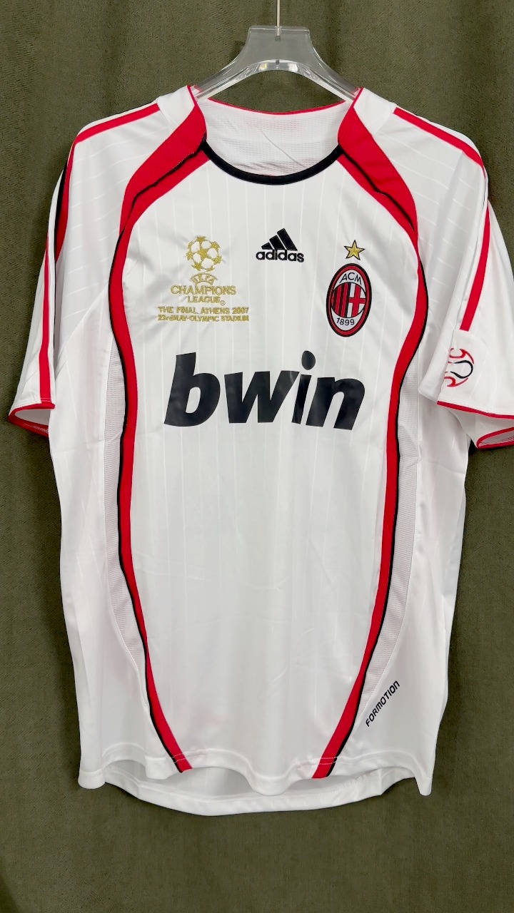 Relive the historic Athens final with this legendary AC Milan 2007
