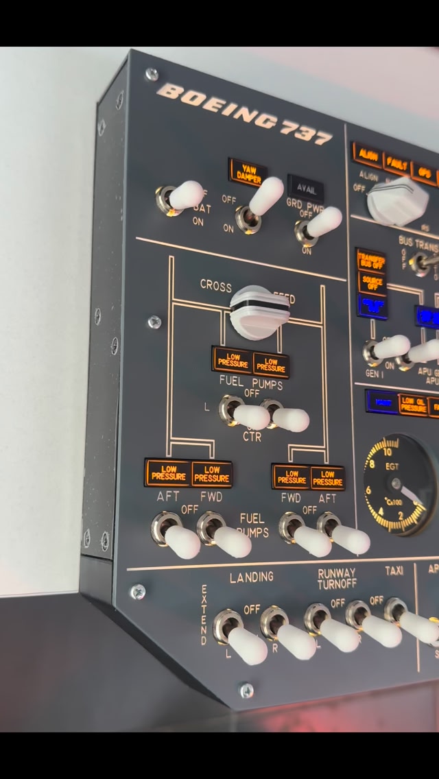 shoooooop_aeroページ The RAVO Flight Systems 737 Overhead Panel is now available
