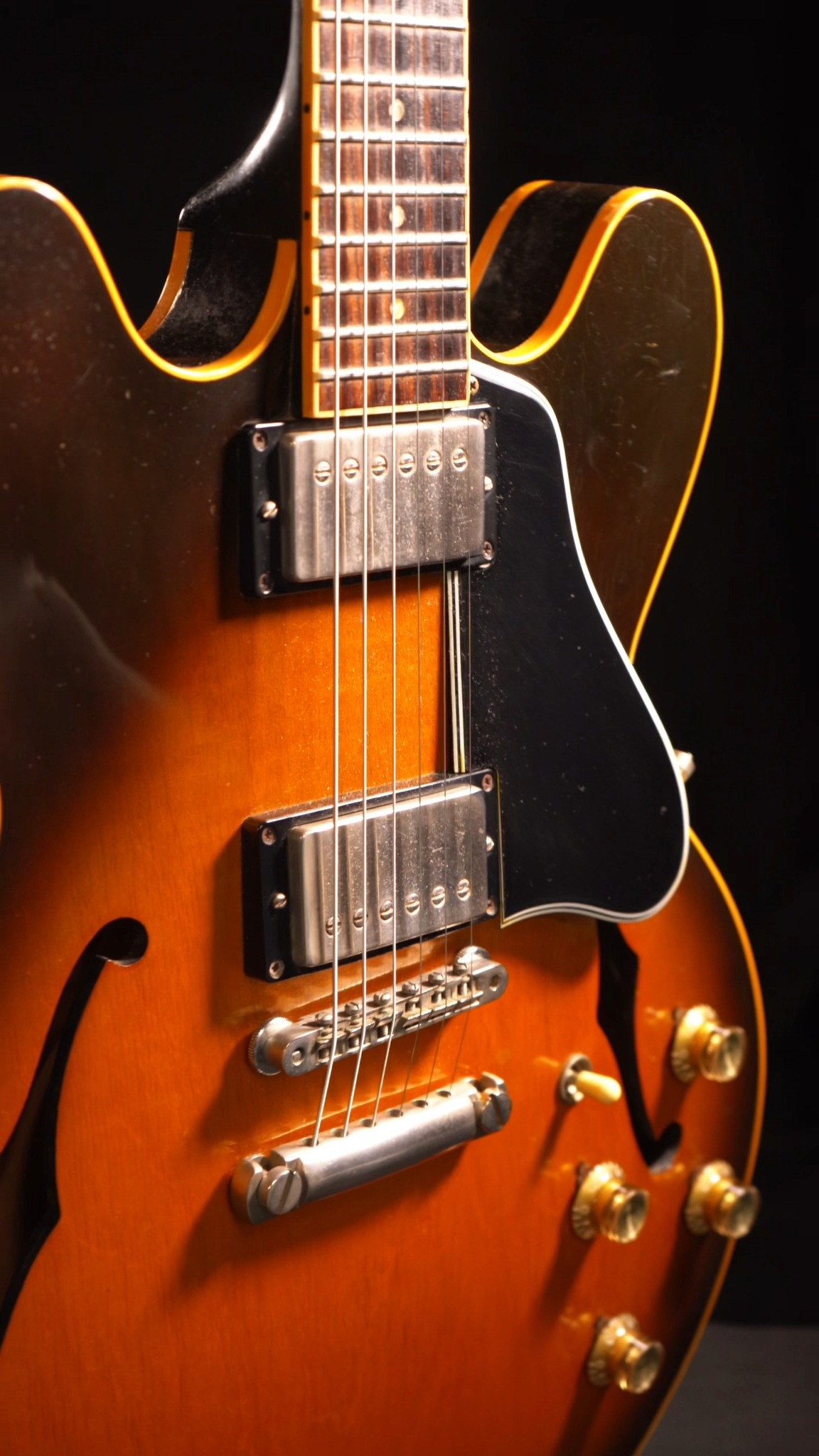 🎸 1992 Gibson ES-335 DOT draws live on Monday 2nd March. ⏰ Very
