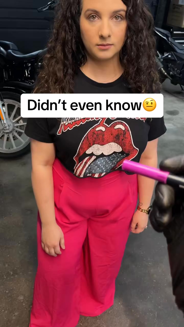 “What is one tattoo you never want to do again” Asking artist at a ...