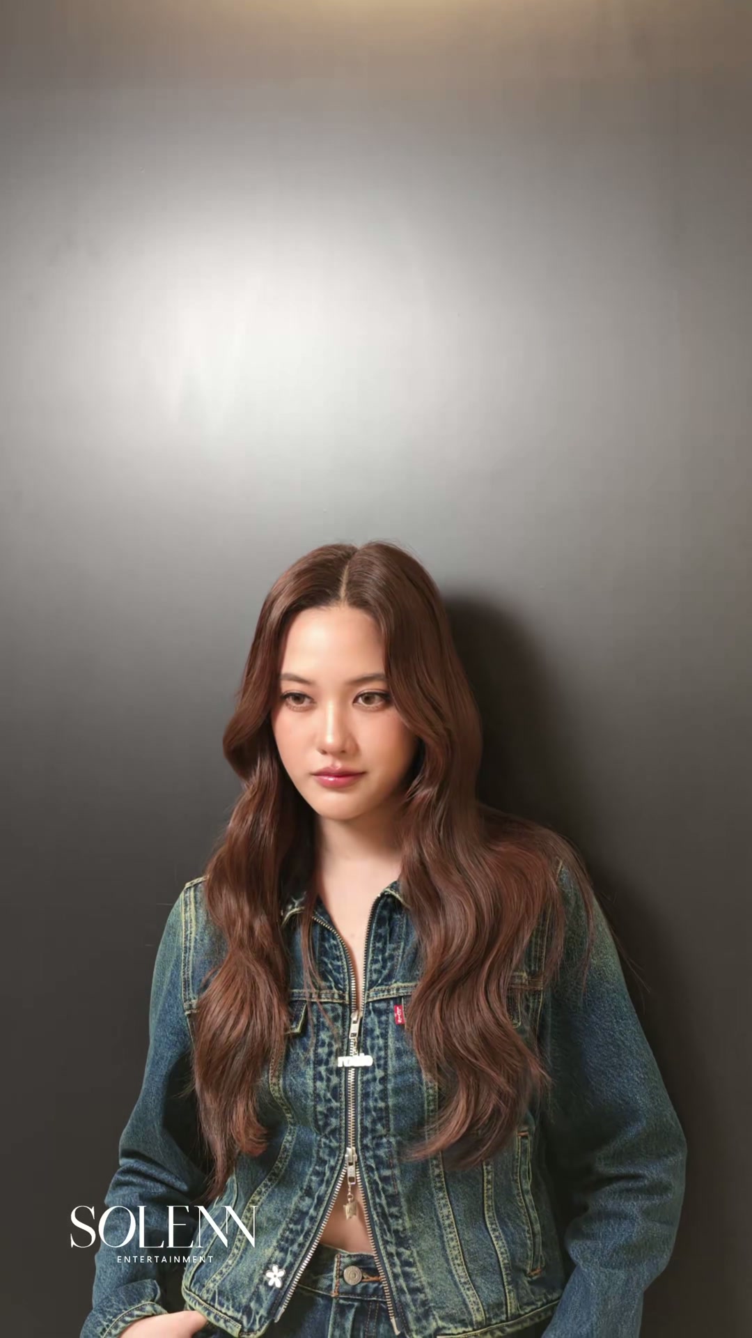 Levi's® x ROSÉ Collection Media Preview Levi's x ROSÉ #LevisTH