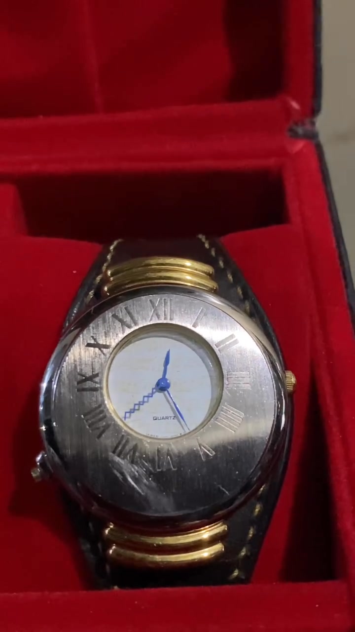 ✨SEIKO✨セイコー✨V421-0040✨メロディー✨ホワイト文字盤✨腕時計✨ Seiko Melody Quartz V421-0040 Very Rare Normal Function