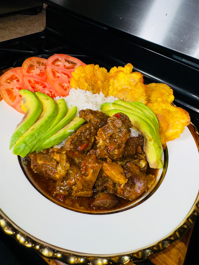 Mofongo de pernil asado,roast pork with mashed fried plantain, Receta ...