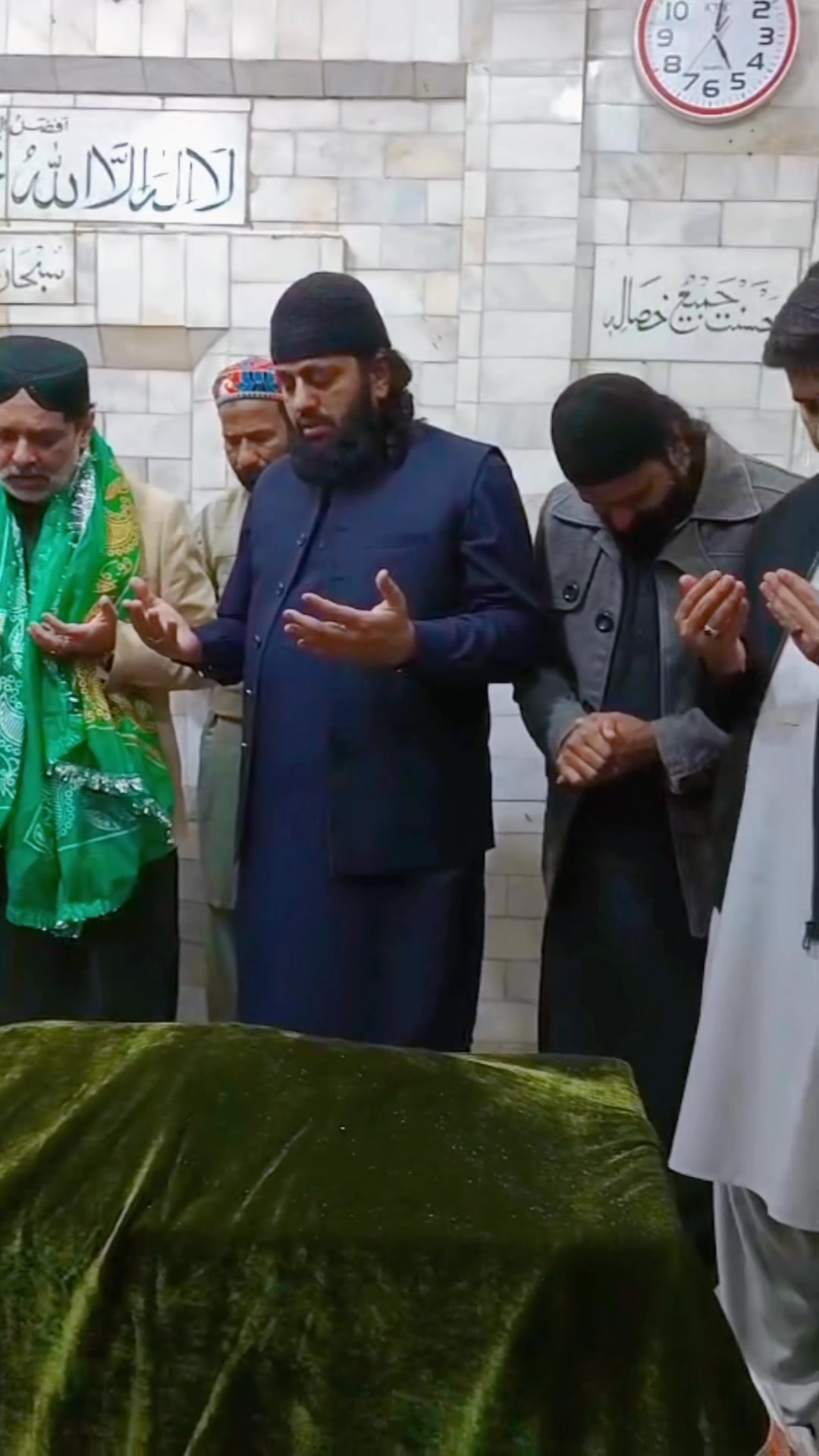 حاضری دربار حضرت بابا فرید گنج شکر سید معدن دریا کھٹ دھنی سید مِصَم ...