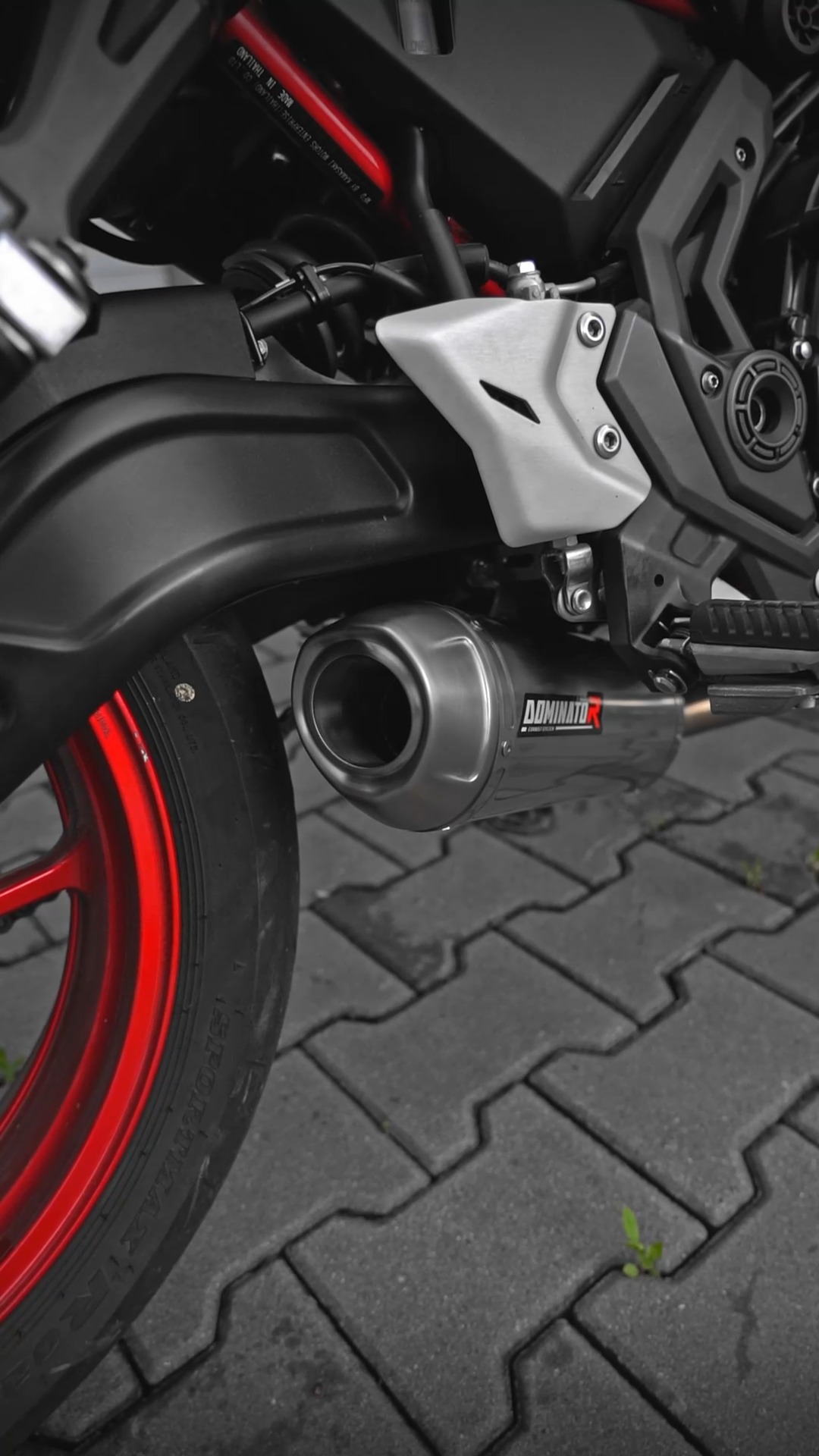 Kawasaki Z650 & Full Dominator S3 Exhaust - sound check