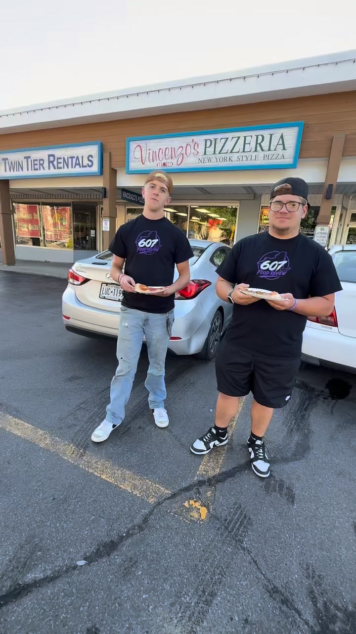 607! Another pizza review!!!! It's all about promoting local pizza