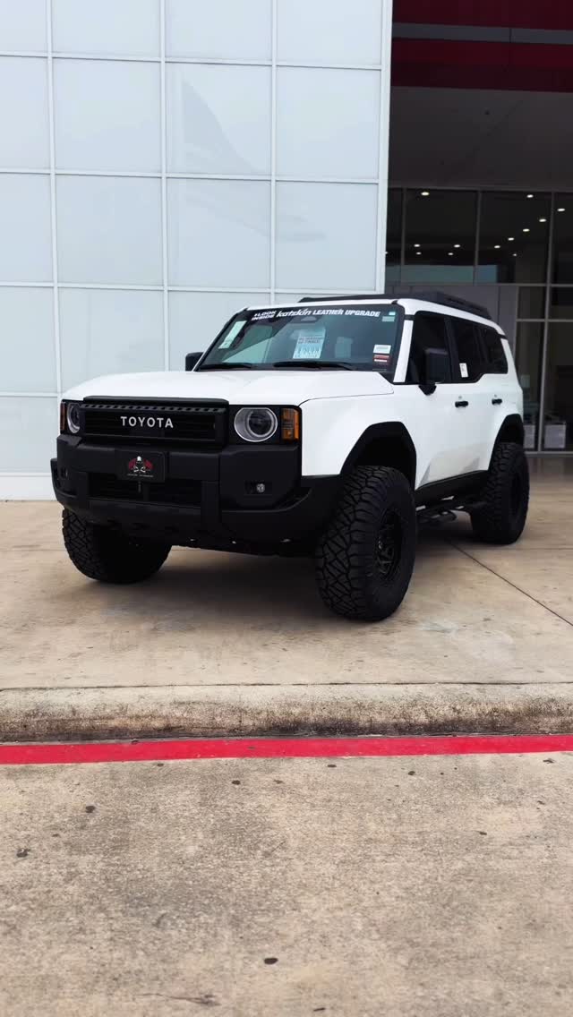 Best SUV money can buy is right here at Universal Toyota! 2025