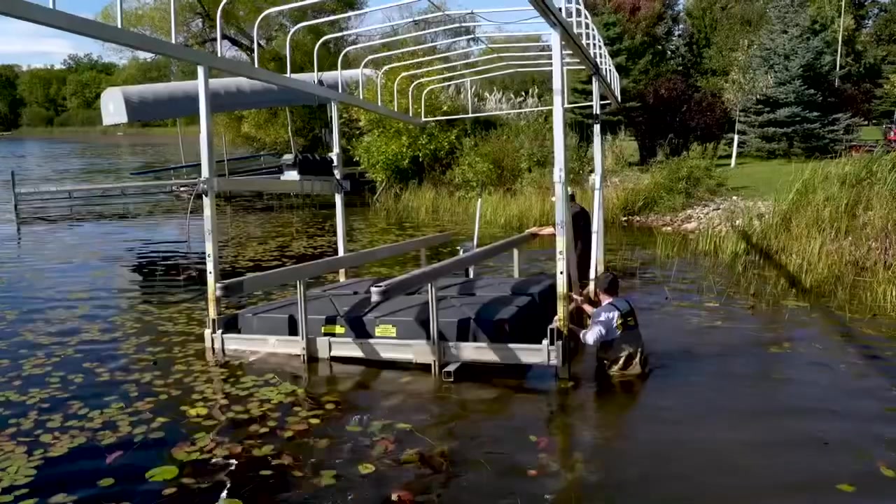 Float & Roll™ Boat Lift System The ideal system if your boat hoist ...