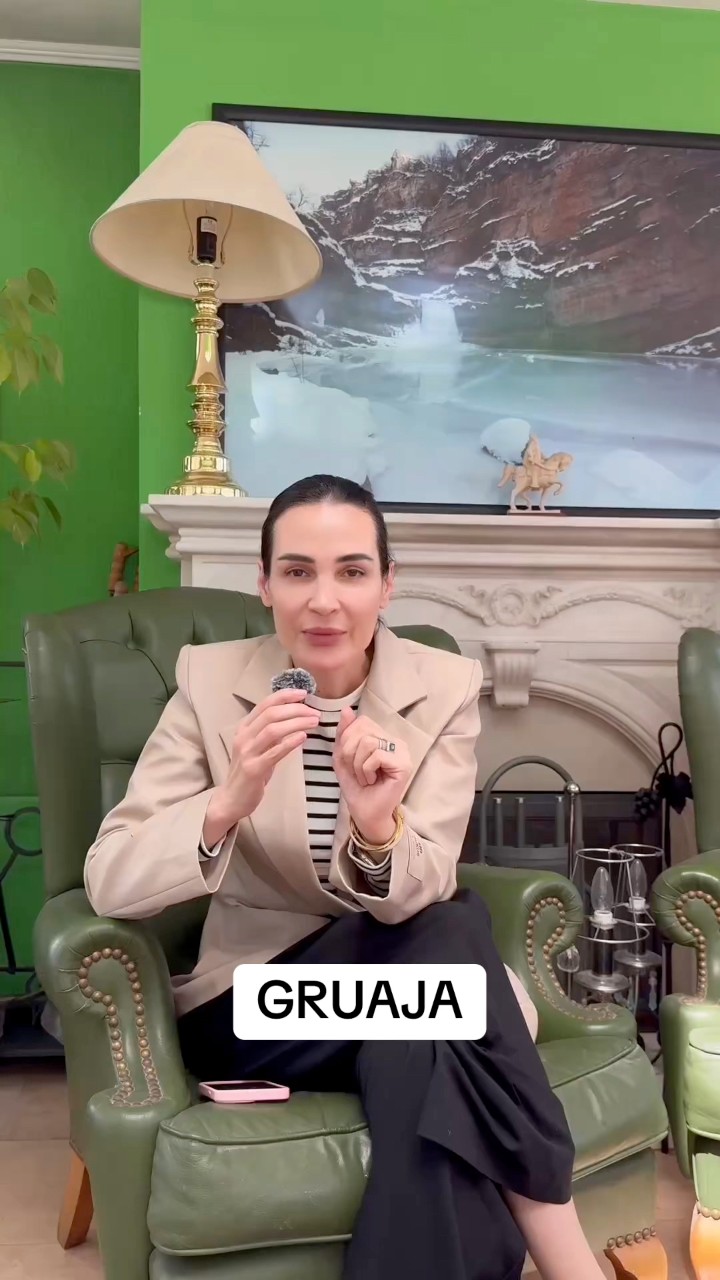Gruaja. #fyp #kosova #albania #grua #diaspora #video #viral | Blerta ...