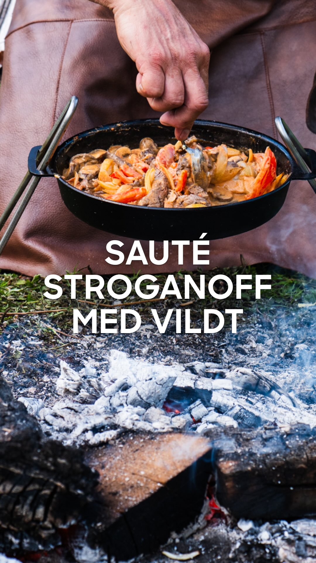 Er vejret til en vild stroganoff over bål? Så følg med og se, hvordan ...