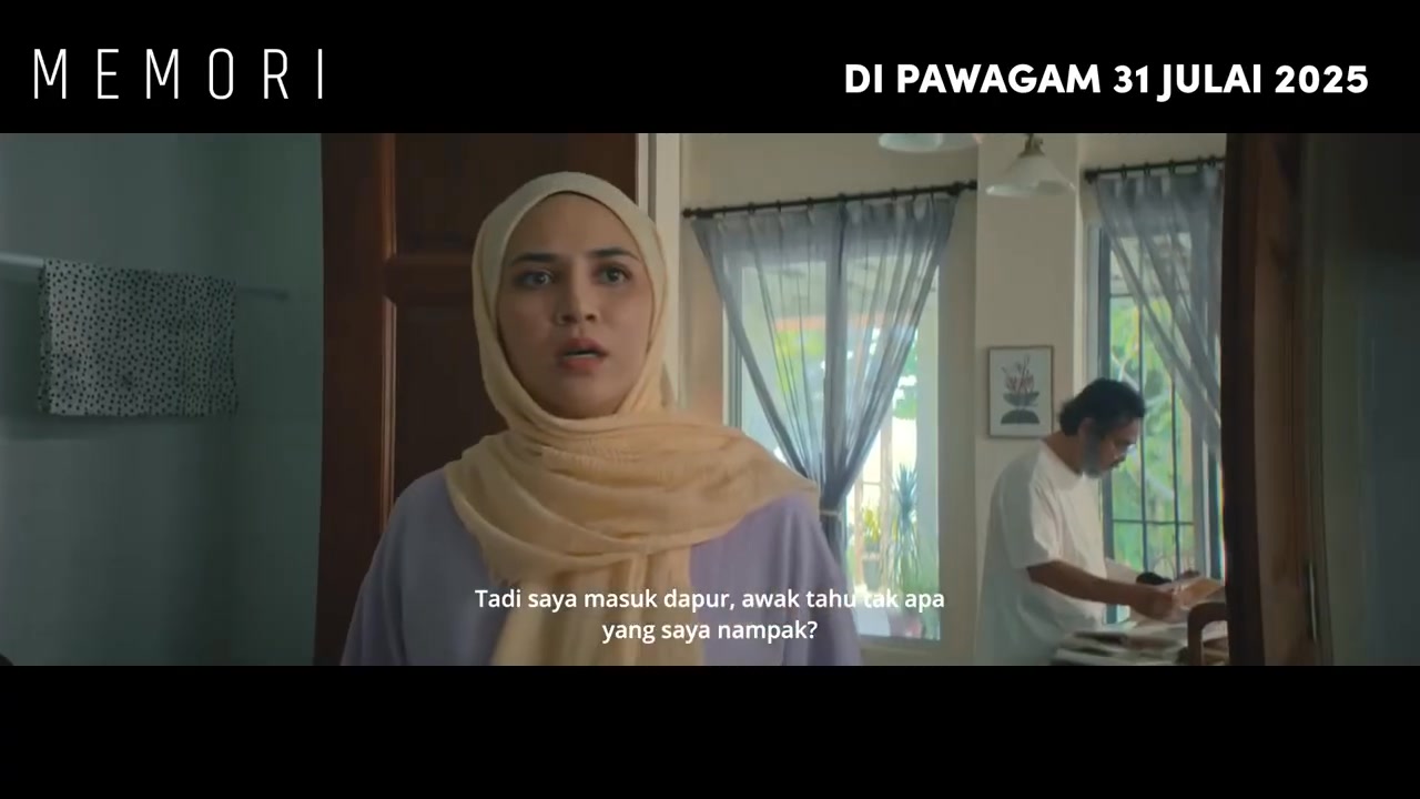 Trailer filem pertama arahan Hairul Azreen, Ada Hantu. Akan datang Ogos ...