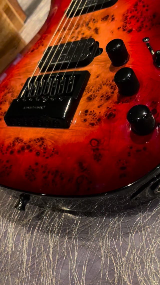 Shredzilla 🌋 | B.C. Rich