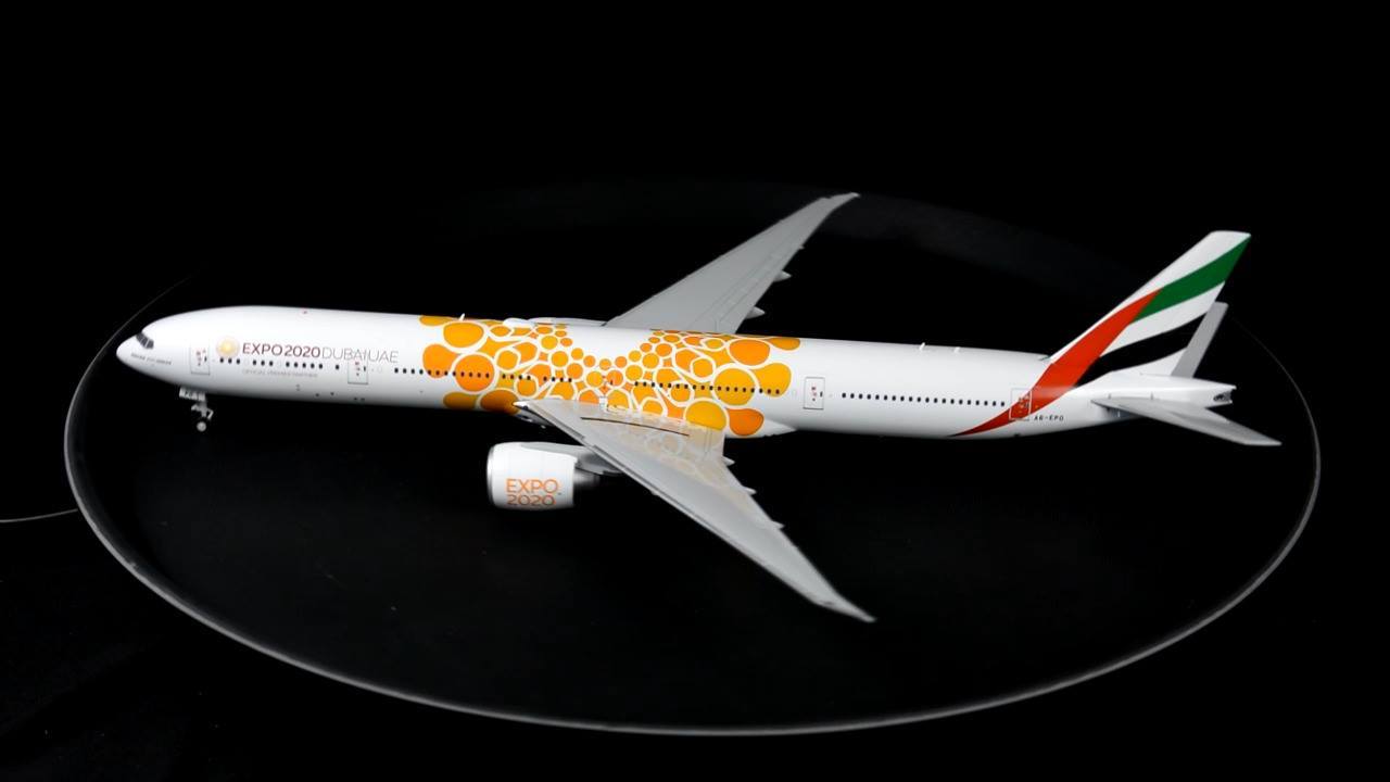 JUST LANDED! GeminiJets 1:200-scale Emirates The Boeing Company