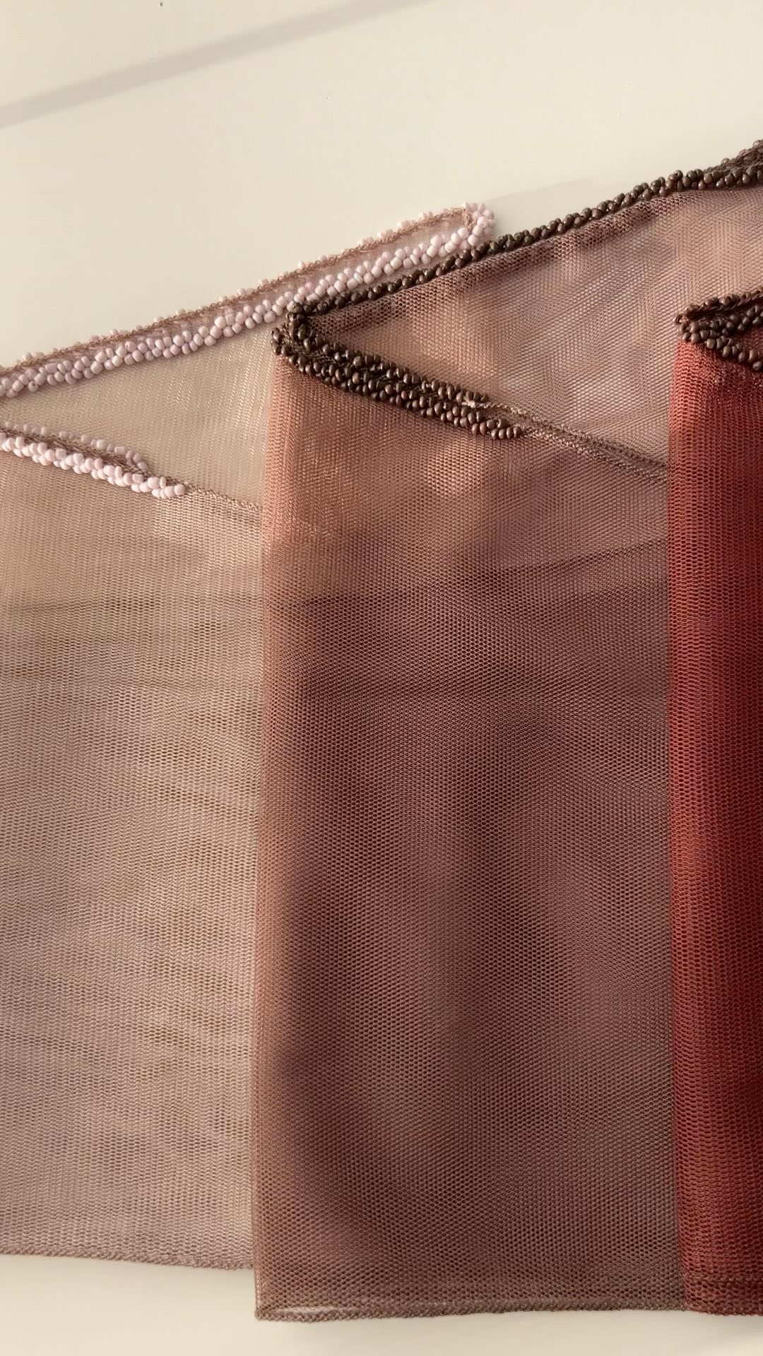 Pamblici disponibile🤍 Scrie-mi în comantarii ce culoari ți-ar place🙌🏼 ...
