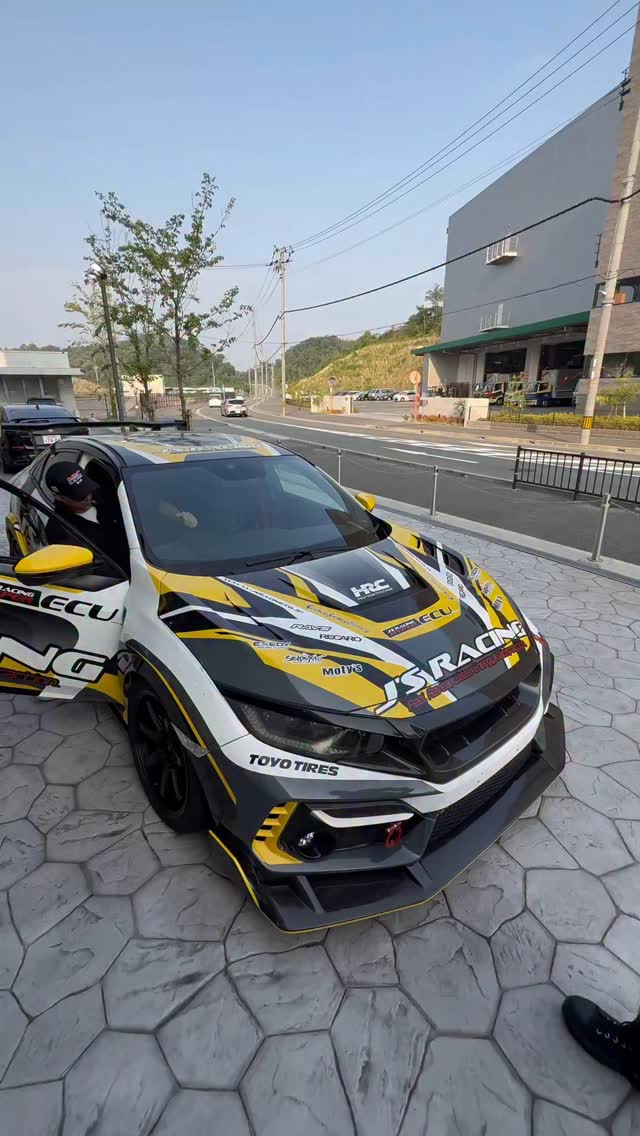 J'S RACING - J'S RACING added a new photo.
