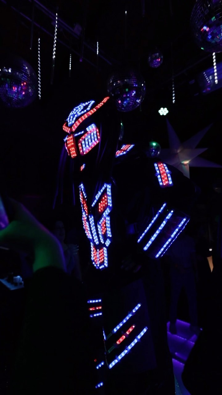 Predator wolf robot led