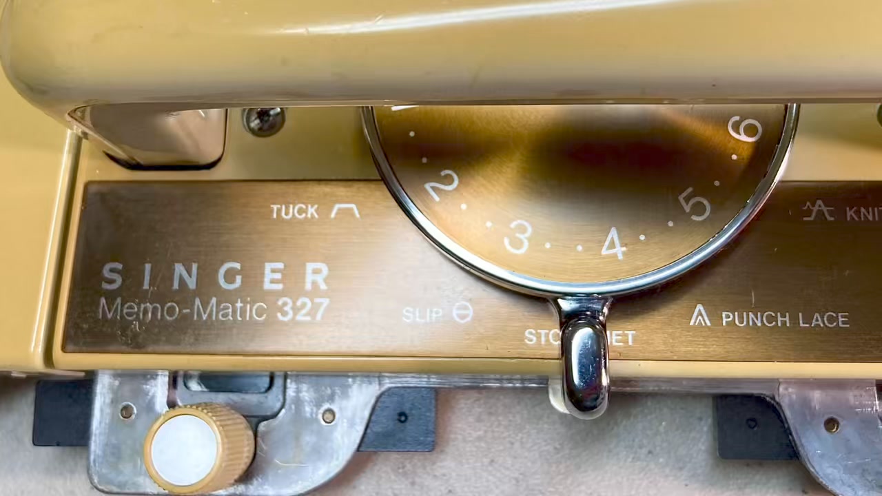 Completed repairs and deep cleaning on this 1970s Singer Memo