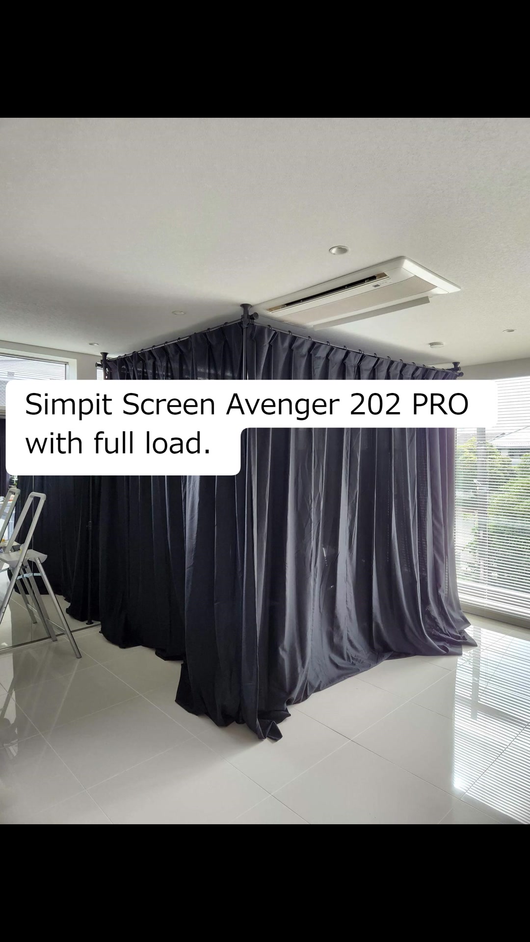 シムピットスクリーンで究極の没入感を！ 画面は補正タイプがいくつかあり、車は3-viewキャリブレーションという補正タイプを使います ...
