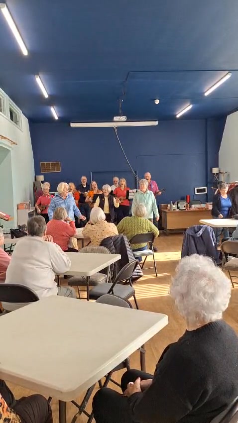 The Ayrshire Ukes were providing the entertainment for a meeting of ...