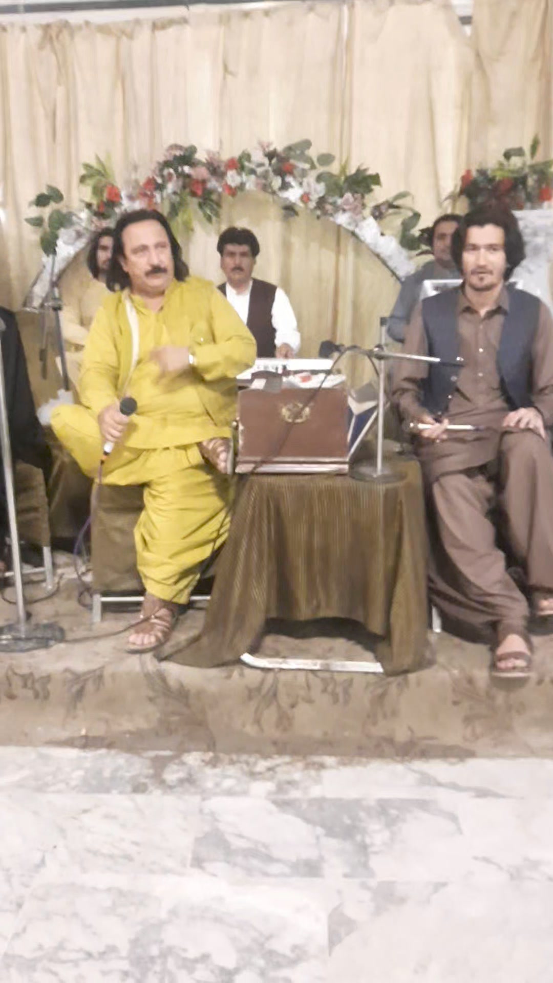 کر ا چی مبا ر ک ا غا قمر ه د یا را نو فر ما یش پو ر ه سند ر ...