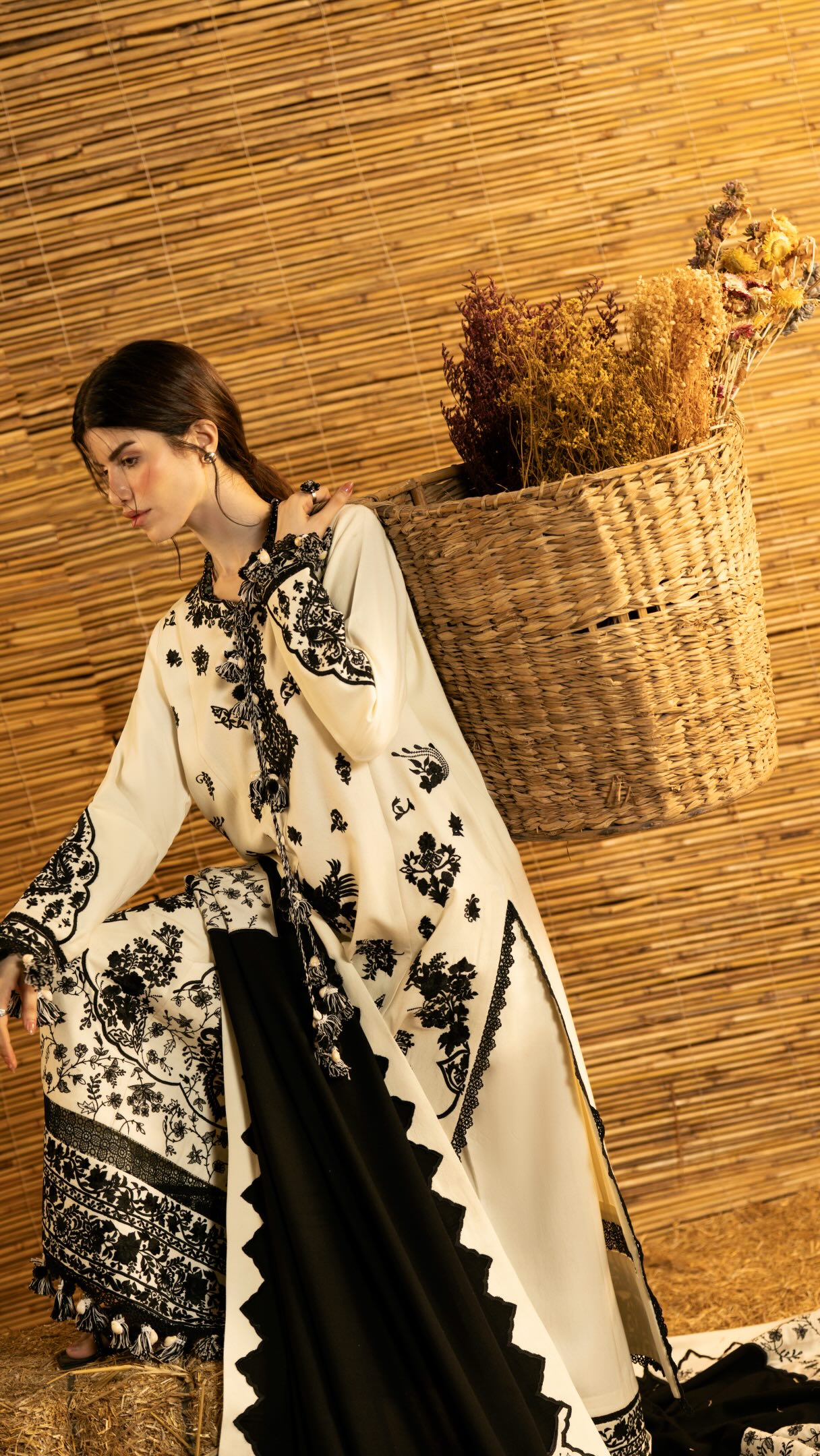 embroidery winter dress luxury Woven in tradition, adorned with stories, made for the extraordinary., 𝗞𝗔𝗥𝗔𝗡𝗗𝗜 ’𝟮𝟲 — 𝗟𝗨𝗫𝗨𝗥𝗬 𝗪𝗘𝗔𝗥, Launching on August 20th 8PM PKT black backless formal dresses Meta Tulleen The long sleeves provide Color:Aegean