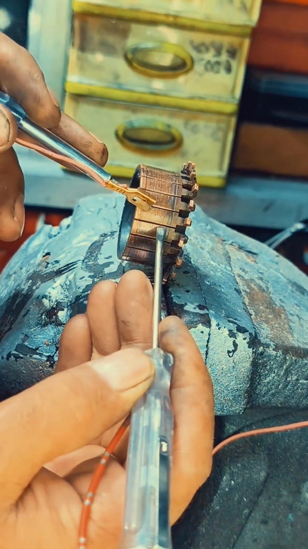 How to check the motor by megger? #electrician #electricity #usa
