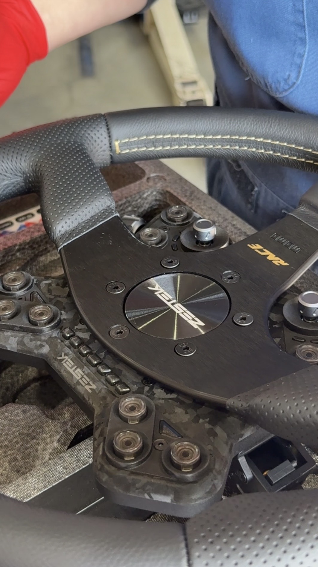 ZESTEK SCX HUBをGR SUPRA RZに装着！ 装着される車両によって、エア