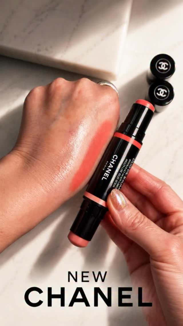 Here's a live swatch of NEW CHANEL Duo de Baumes Multi Use Stick