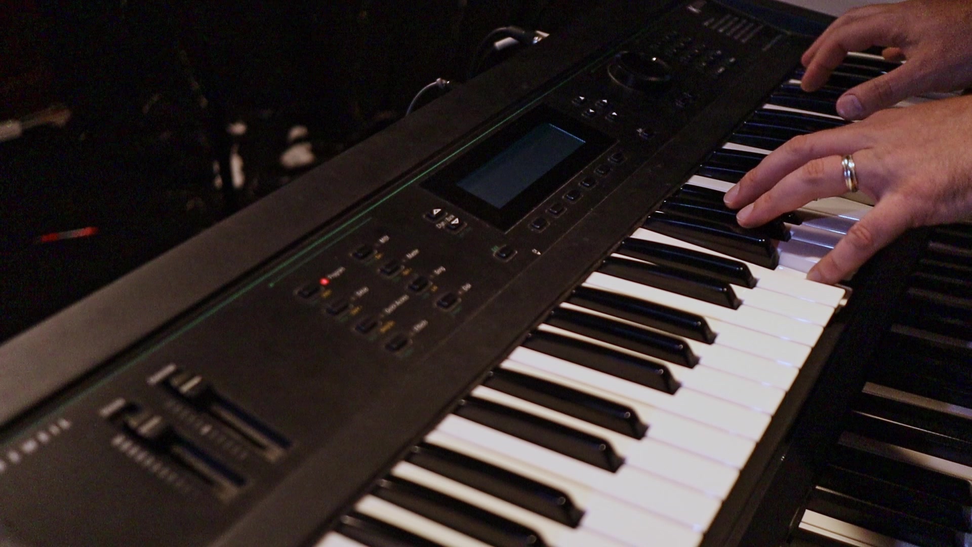 TBT - Ah the #Kurzweil #K2VX. Show of hands, who had one? The VX