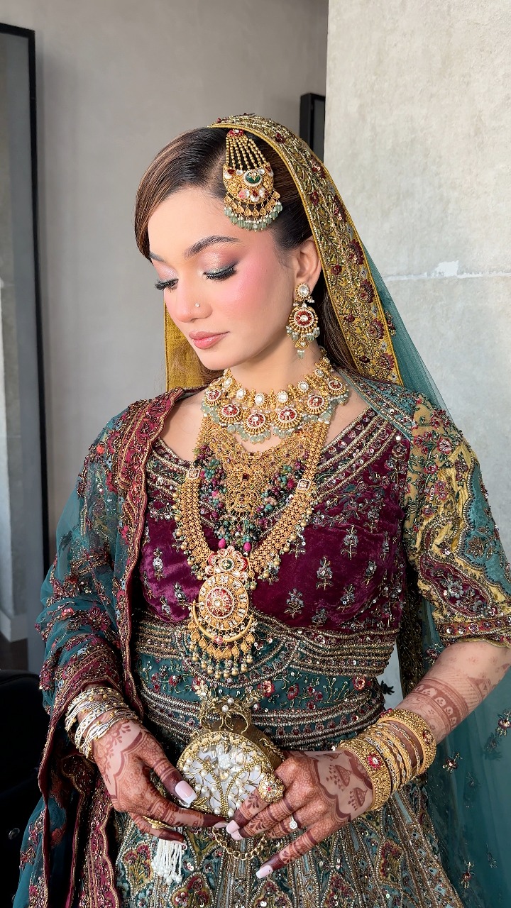 Nafisha for her reception in Breathtaking bridal glam by Safa Shareef ...