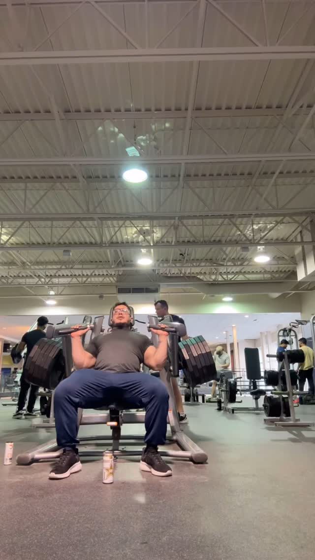 640 pound shoulder press for 4.5 reps #shoulders #shoulderpress # ...