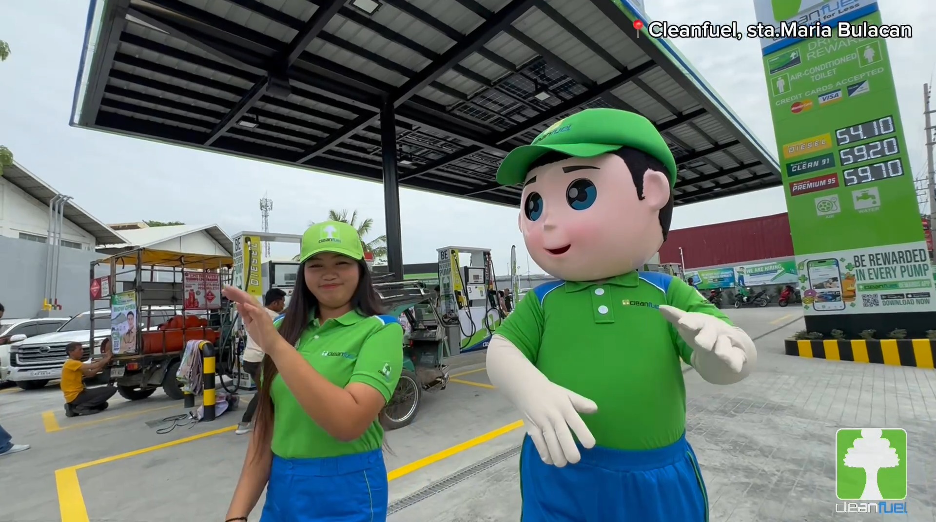 We proudly present the inauguration of our newest solar-powered fuel ...