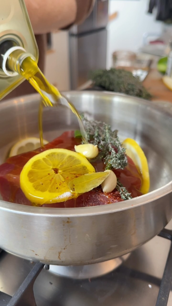 TUNA CONFIT🐠🐟 The best tuna you've ever eaten! Adapted from a a